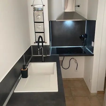 Joli Studio De 30m2